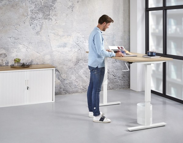 Zit/sta bureau met slinger 120x80cm